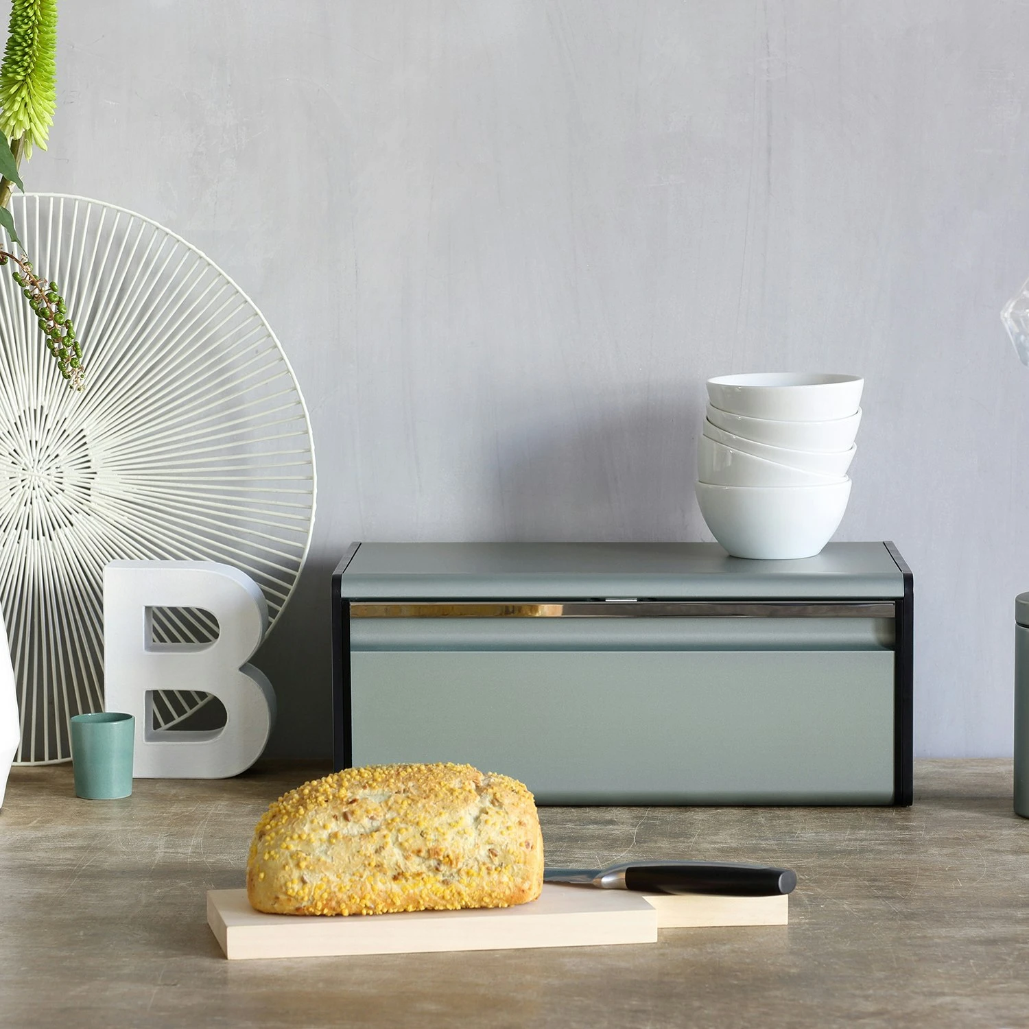 Brabantia Fall Front Brotbox, Matt Black – Bild 4